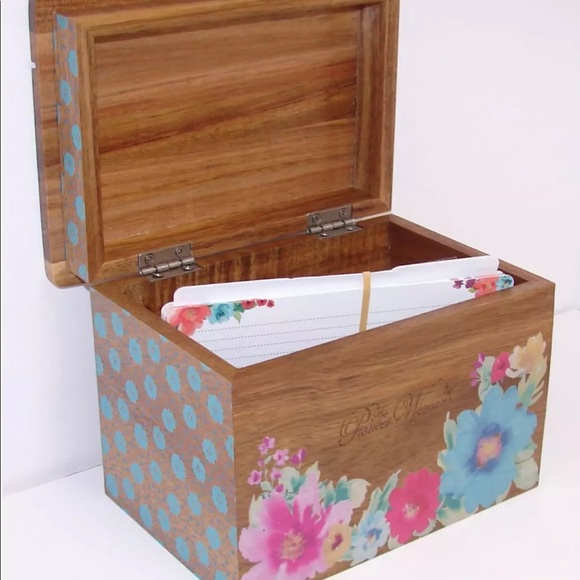 The Pioneer woman Acacia wood recipe box - Picture 1 of 4